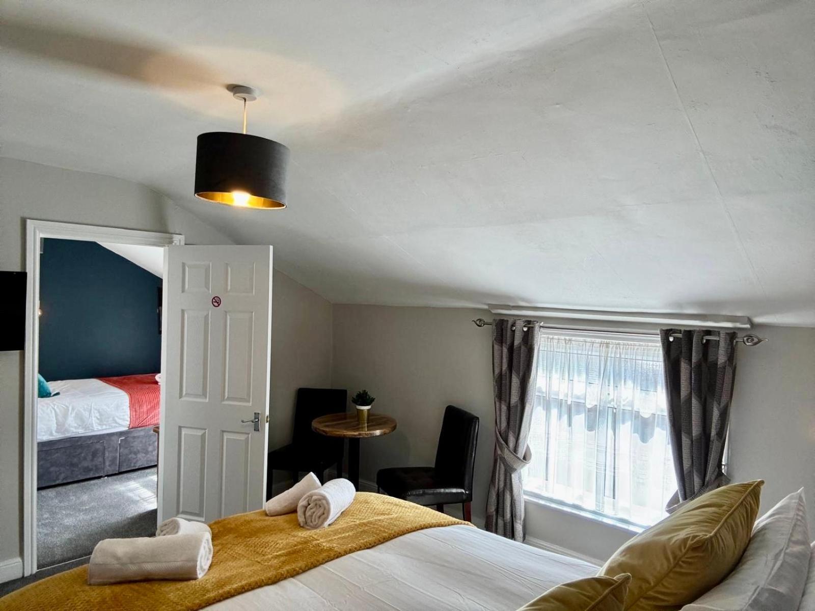 The Rockside Bed & Breakfast Scarborough Ngoại thất bức ảnh