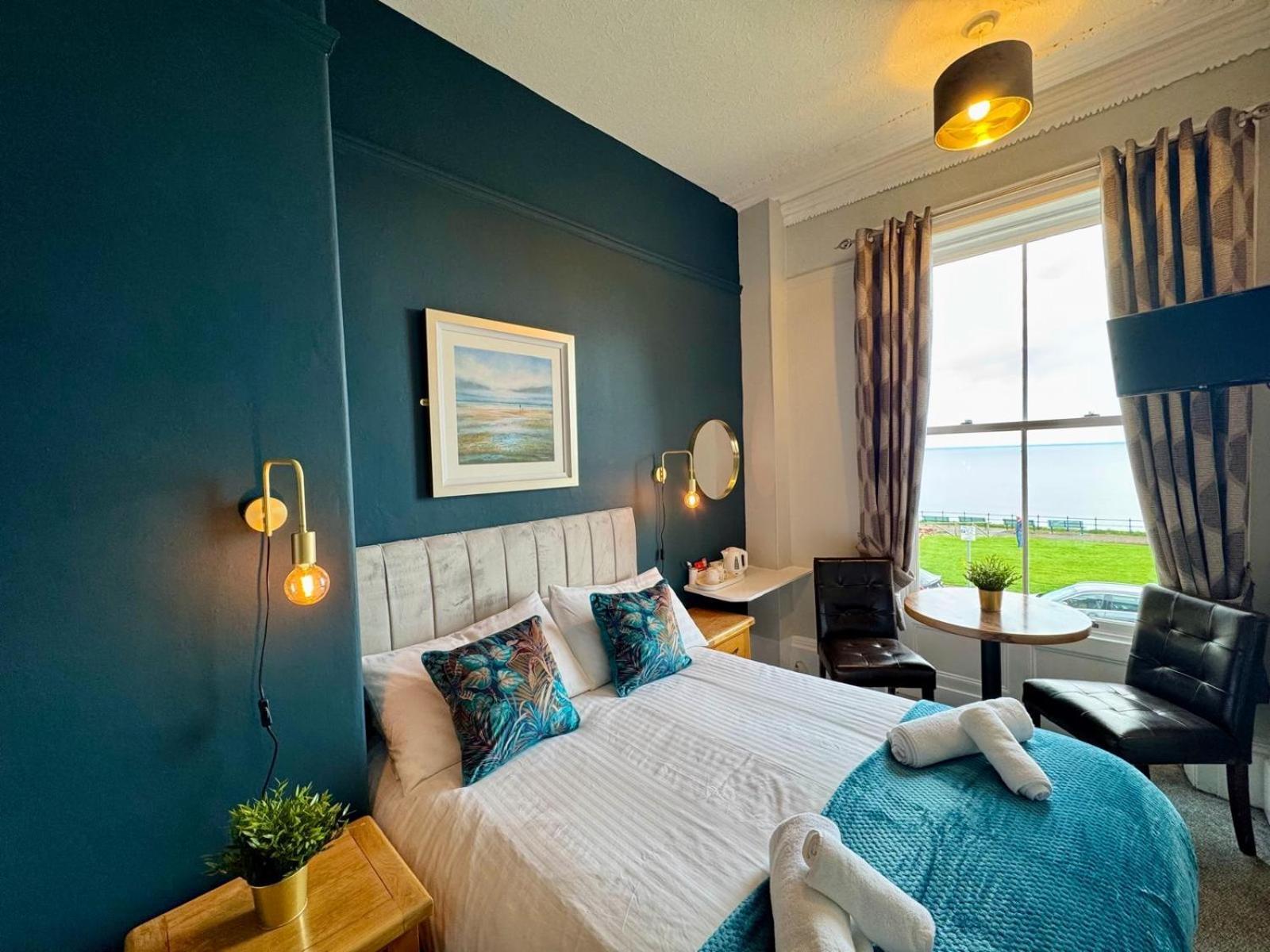 The Rockside Bed & Breakfast Scarborough Ngoại thất bức ảnh