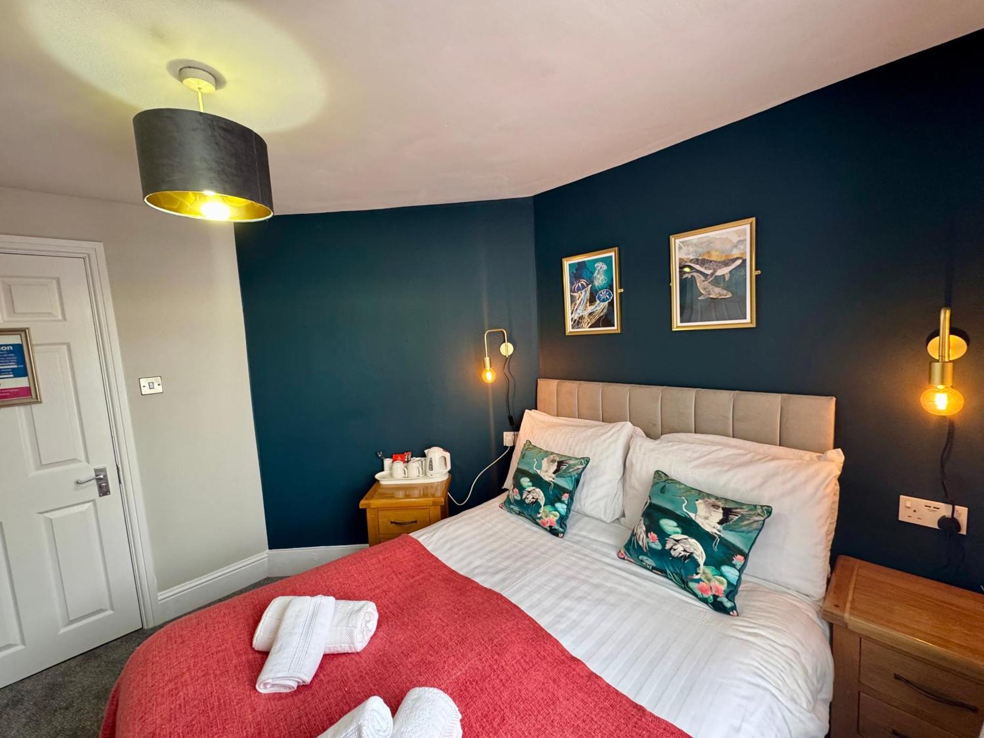 The Rockside Bed & Breakfast Scarborough Ngoại thất bức ảnh